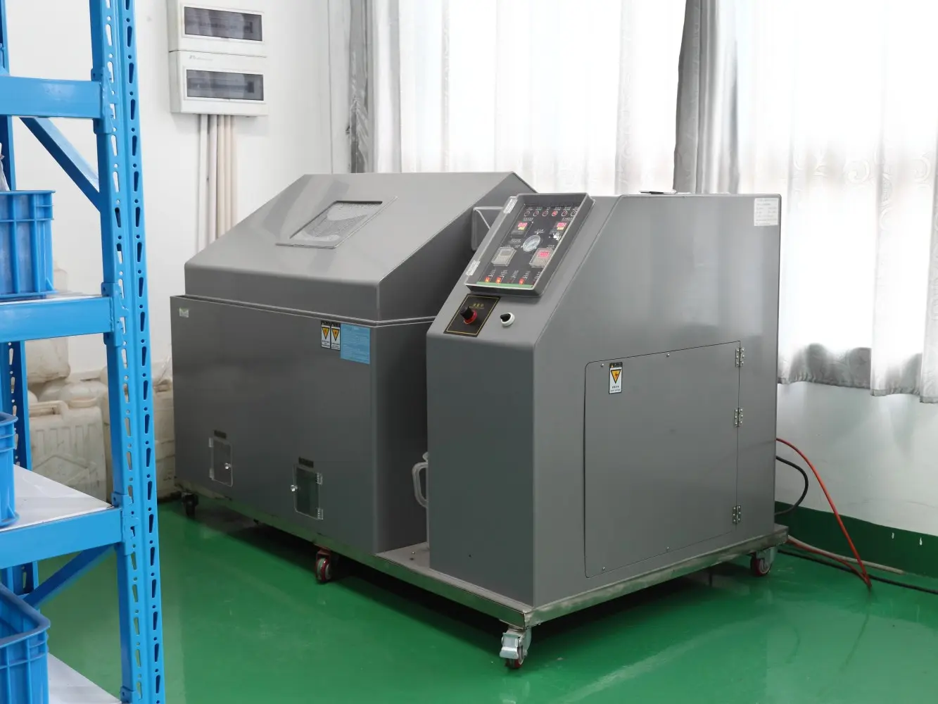 Salt Spray Tester